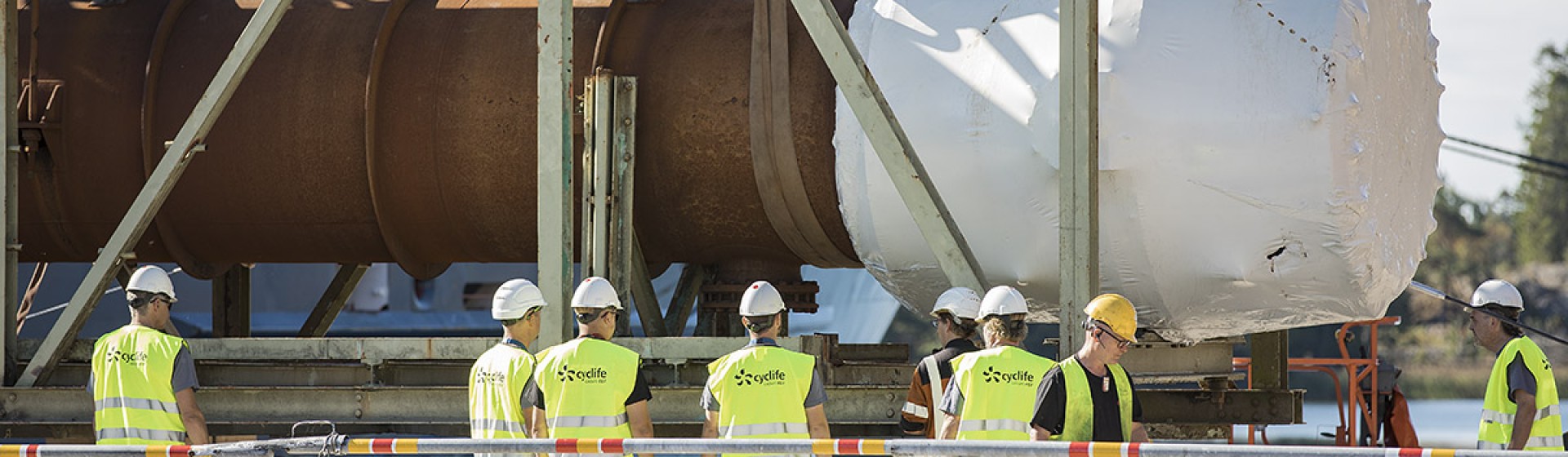 cyclife-sweden-men-at-work