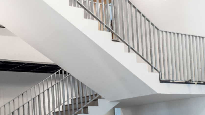 Inside view of the administration building ©PierreLafond VoixOff